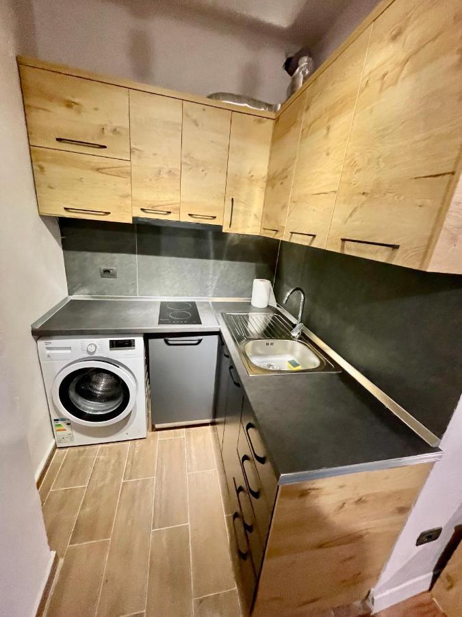 Keon Superb Studio Apartament Tirana Bagian luar foto